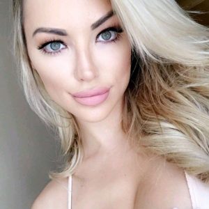 lindsey pelas selfies 3 photos 42