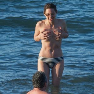 marion cotillard topless 34 photos 95