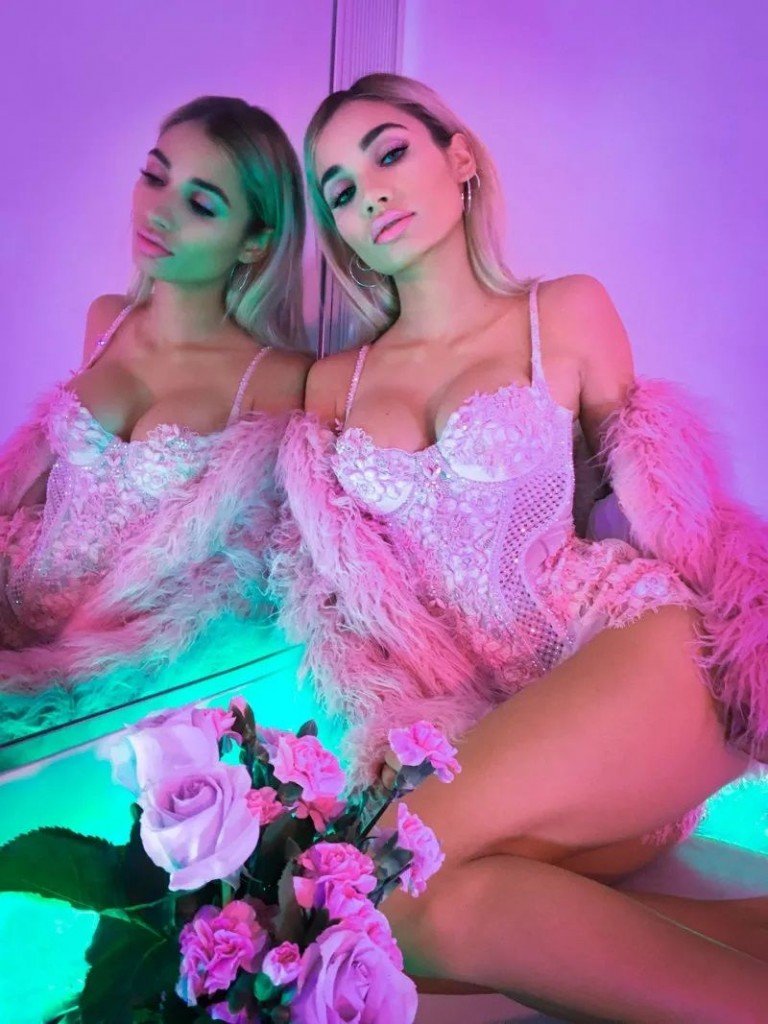 Pia Mia Perez Sexy (6 New Photos)