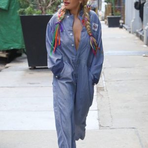 rita ora braless 34 photos 83 1