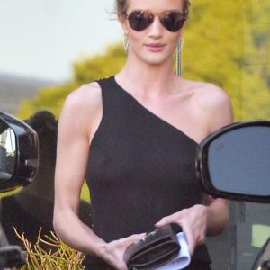 rosie huntington whiteley braless 11 photos 42