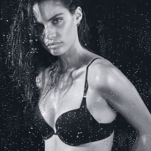 sara sampaio sexy topless 9 photos 17 1