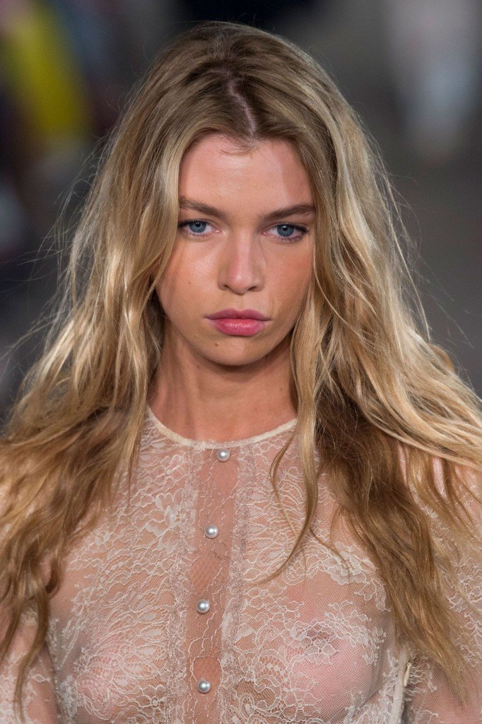 Stella Maxwell See Through (9 Photos)