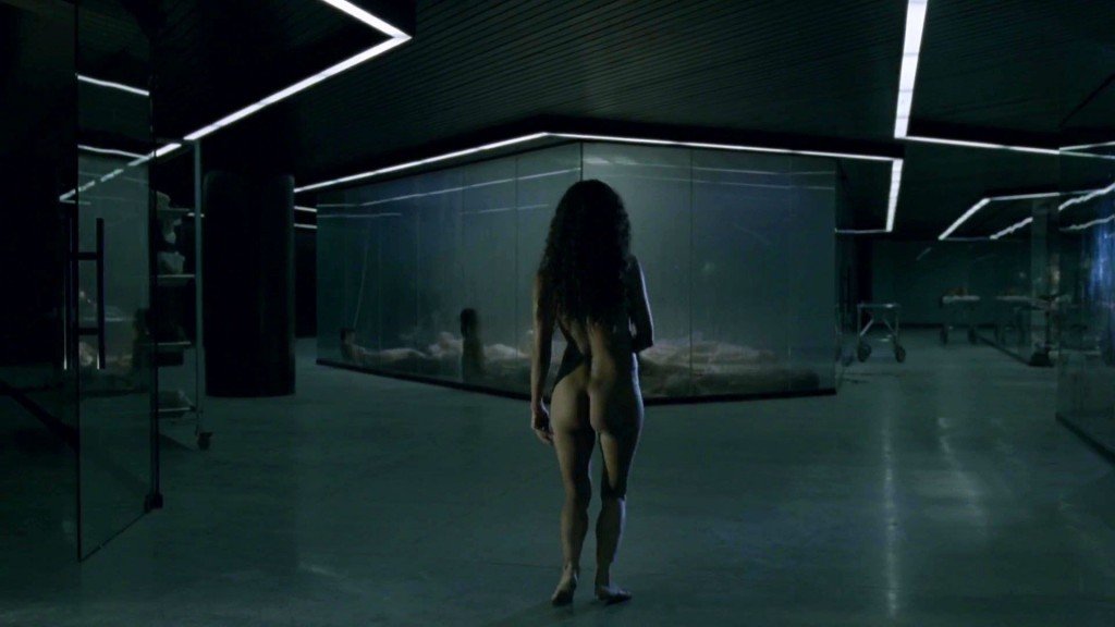 Thandie Newton, Jackie Moore Nude– Westworld (2016) s01e02 – HD 1080p